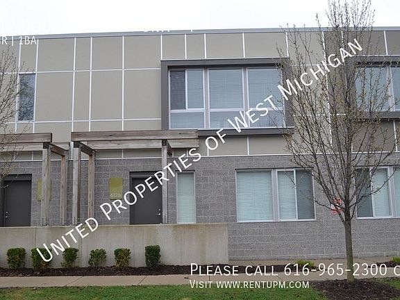 2nd image of 612 Douglas St NW Unit F