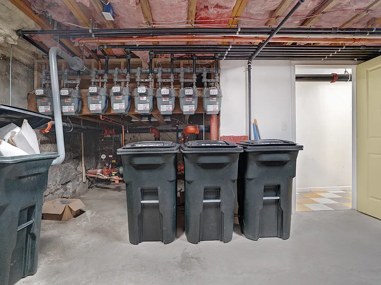 162 Cottage St #2B — Photo 20