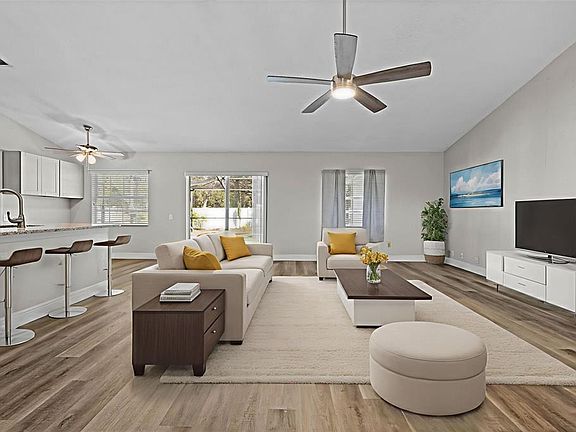 3rd image of 8155 Giffen Ln