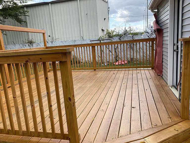 1516 Lincoln Ave #R — Photo 2