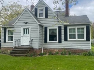 5011 E Pleasant Valley Rd, Independence, OH 44131