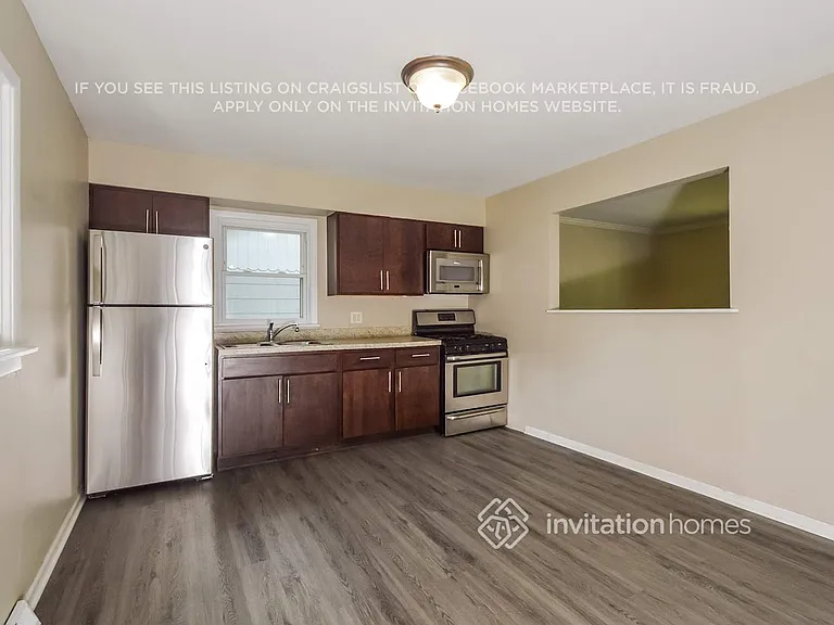 1227 S Lawler Ave — Photo 8