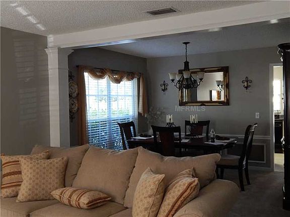 3rd image of 17705 Parkway Green Ln