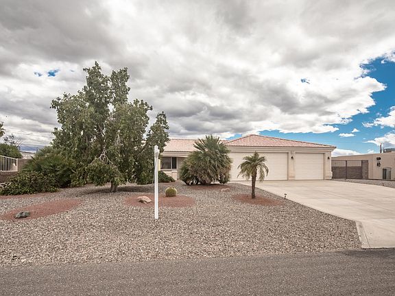 5th image of 3660 Breakwater Dr
