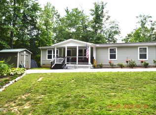 105 Scenic Dr, Harriman, TN 37748