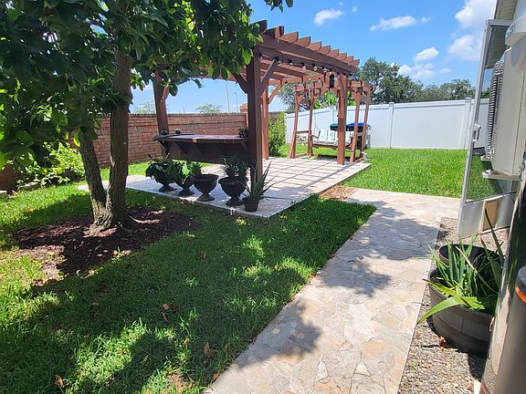 2nd image of 12750 Enclave Dr #1