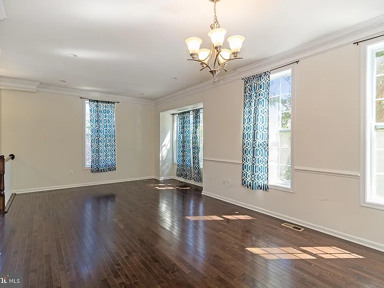 23409 Berkeley Meadows Dr — Photo 9
