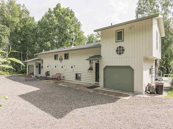 3rd image of 399 Peregrine Dr