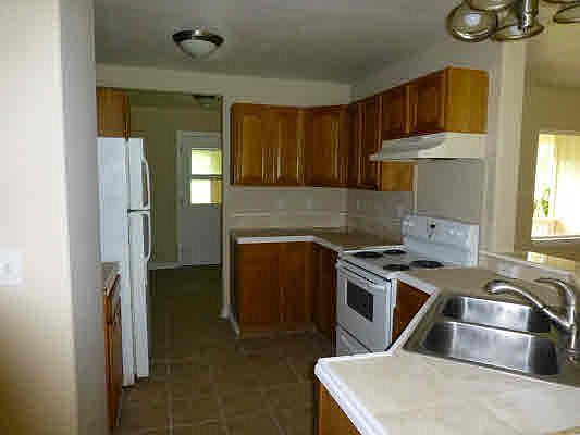 3rd image of 13-3611 Alapai St