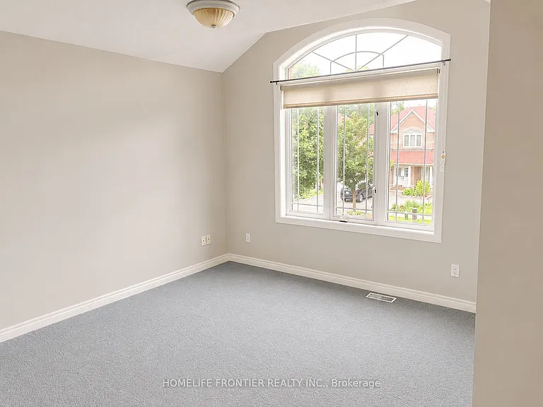 87 Estate Garden Dr — Photo 29