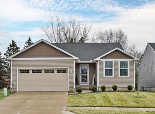 216 Skyway Dr, Springfield, OH 45505