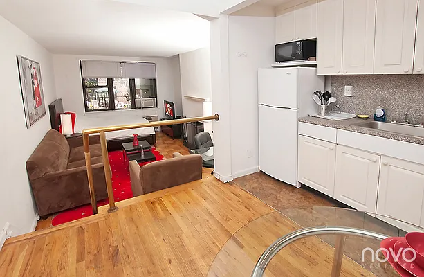 Rented by NOVO | media 50