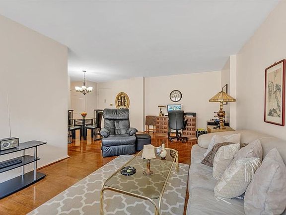 2nd image of 2940 W 5th St APT 15G