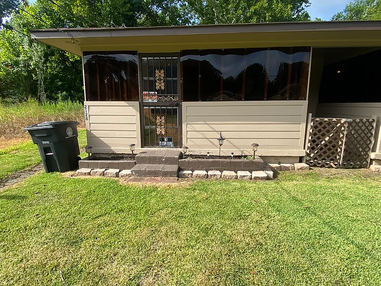 FRONT OF 2128 DUPLEX SIDE