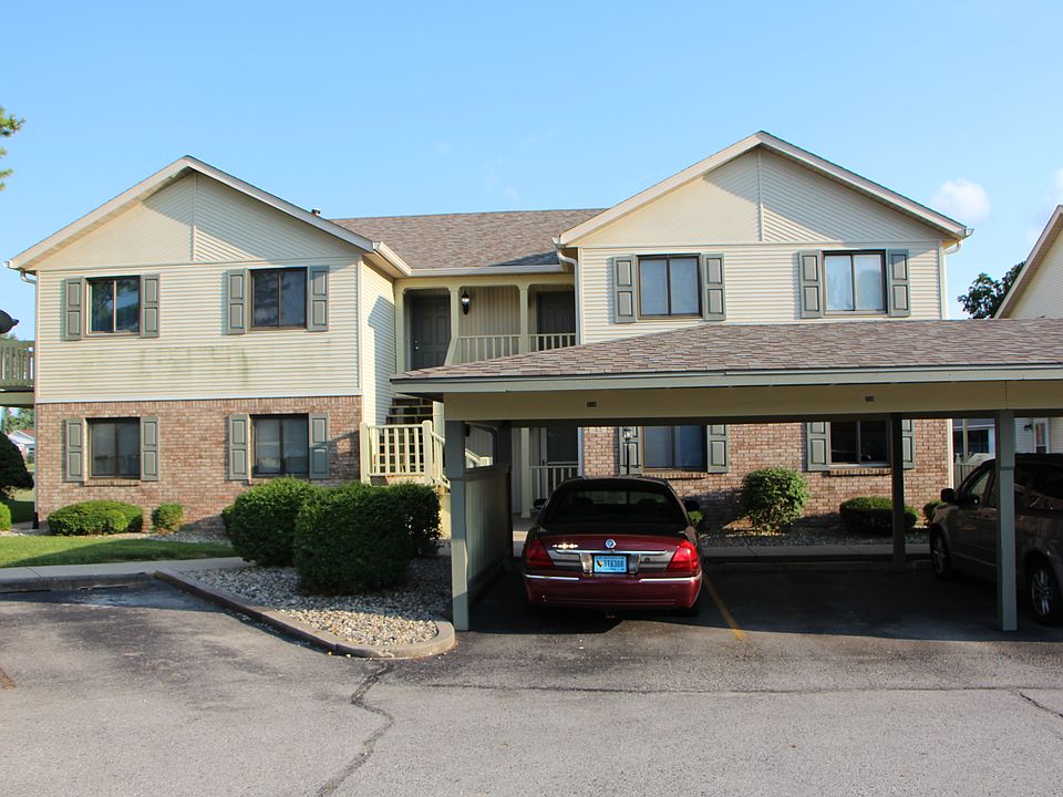 1st image of 33B Keran Manor Ct #B