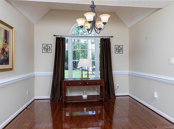2nd image of 3012 Bonnybrook Cir
