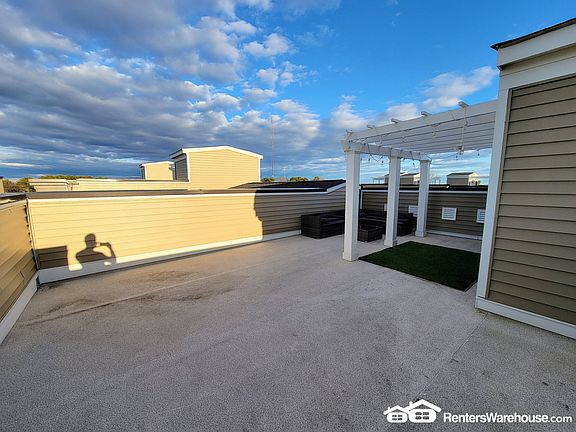 4th image of 2659 Saint Elias Dr #B