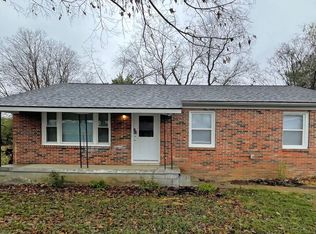 116 Martin Luther King Jr Blvd, Versailles, KY 40383