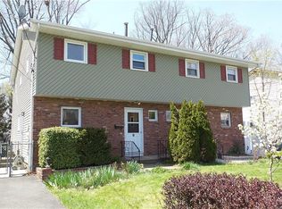 6 Sneden Ct, Spring Valley, NY 10977