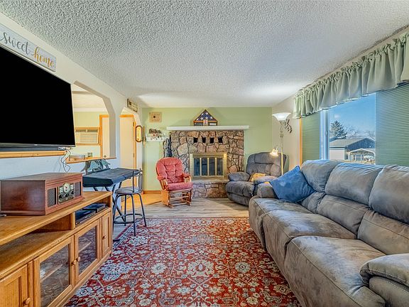 5th image of 419 Russell Ln