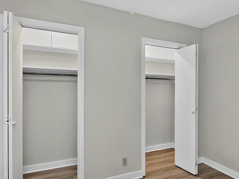 550 Harding Pl #E103 — Photo 22