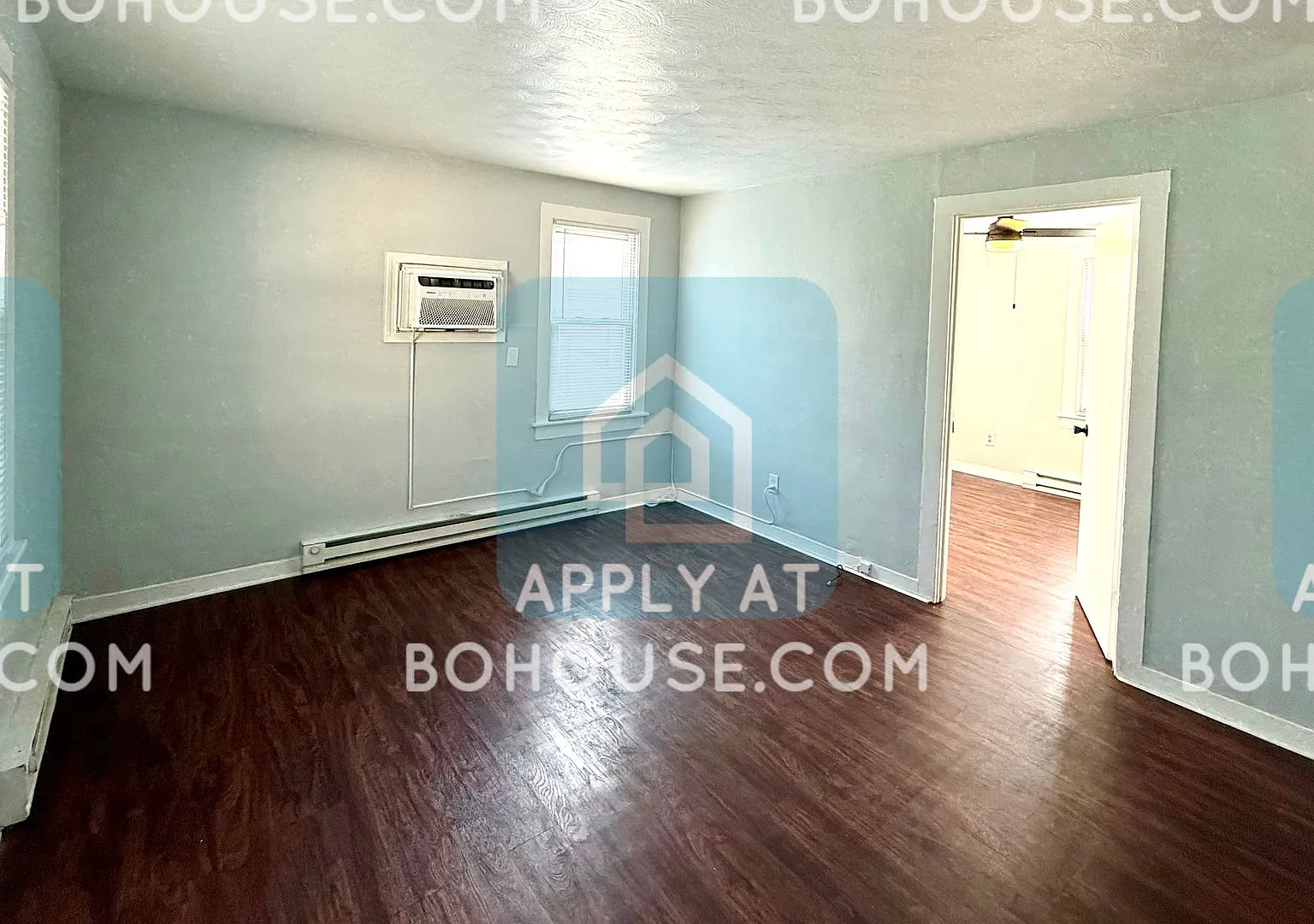 3014 McArthur — Photo 4