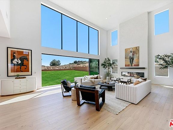5th image of 22810 Seaqua Cir