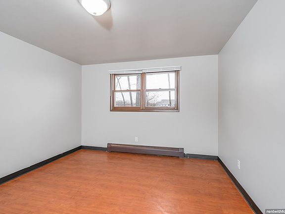 4th image of 2260 Eastman Ave APT 6