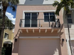 500 NW 39th Cir, Boca Raton, FL 33431