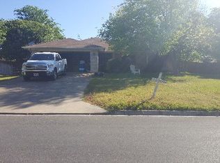 211 Oakview Dr, Kerrville, TX 78028