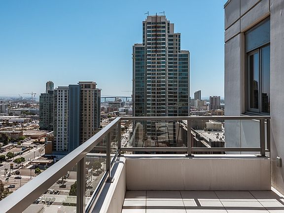 Sweeping 270-degree views!