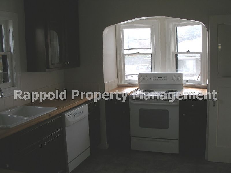 2nd image of 5505 SE 136th Ave APT A