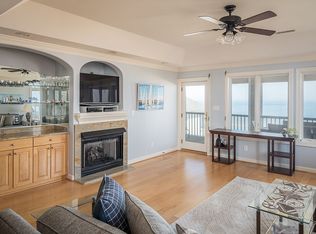 3160 Page Ave APT 400, Virginia Beach, VA 23451