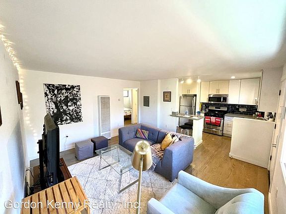 2nd image of 226 27th Ave #3