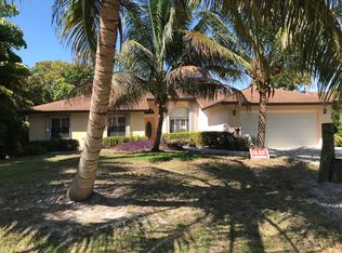 1067 Cypress Woods Dr, Naples, FL 34103