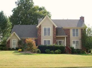 731 Deans Creek Dr, Collierville, TN 38017