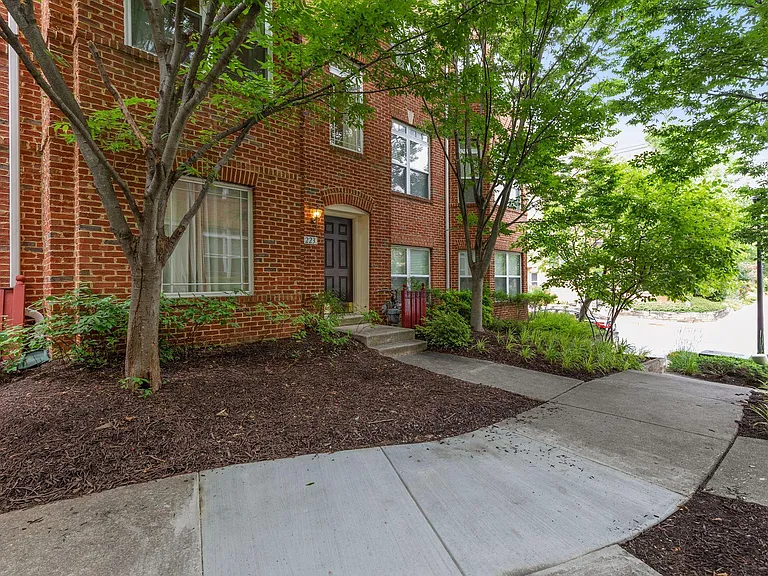 10223 Rutland Round Rd — Photo 4