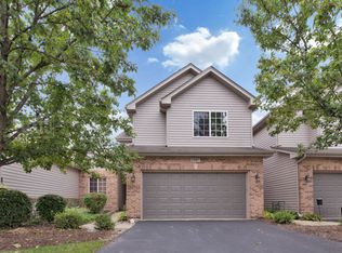 1447 Mackenzie Ln, Elgin, IL 60120