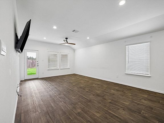 2nd image of 16691 Lonely Pines Dr