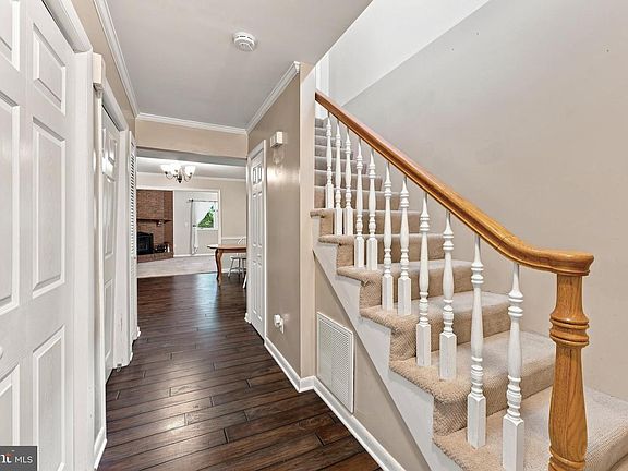3rd image of 29191 Pin Oak Way