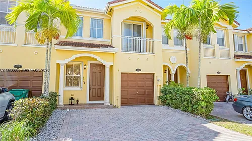 14960 SW 8th St Photo 1