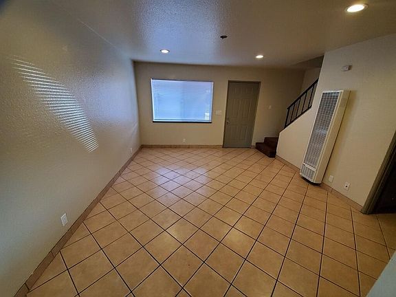 4th image of 601 E 7th St APT C104