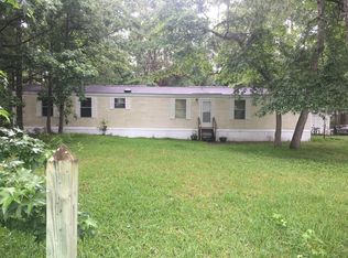 701 Birdie Ct, Newport, NC 28570