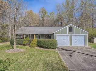 633 River Bend Cir SW, Smyrna, GA 30082