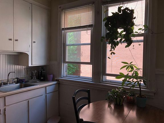 5th image of 379 Bryant St #1