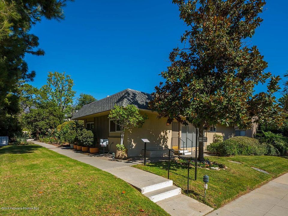 1st image of 2479 Loma Vista St #10