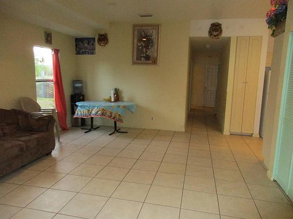 4th image of 3443 NW 40th Dr