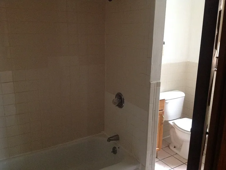 512 Wallace Ave — Photo 7