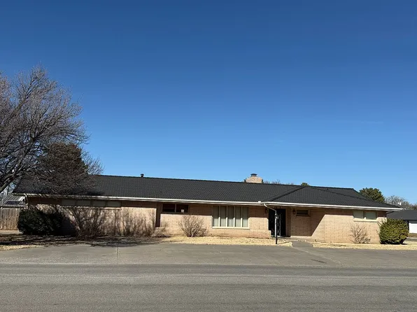 902 SW 9th Ave, Perryton, TX 79070