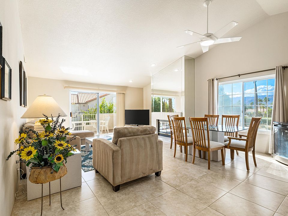1st image of 644 N Vista Lago Cir